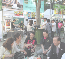 「けやきひろば 春のビール祭り 2018」の様子