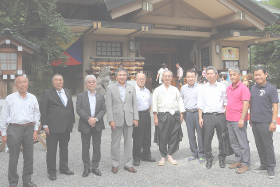 「薬丸野太刀自顕流」の演武を見学しました