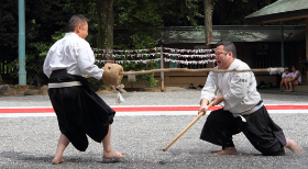 「薬丸野太刀自顕流」の演武を見学しました