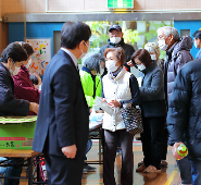 「天東落語会」に林家種平師匠が出演