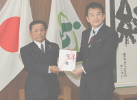 「安納芋チャリティー販売会」の売り上げから寄付金を贈呈しました