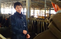 畜産業は、かっこいい」と頑張る!