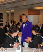 オープニングセレモニー(歌手・鶴丸和大様)