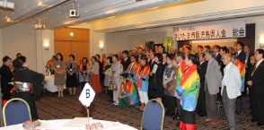 ふるさと斉唱(指揮:緒方節子様・佐々木百合子様)