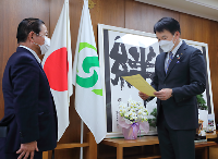 安納芋チャリティー販売の売上金をさいたま市に寄付
