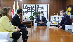 安納芋チャリティー販売の売上金をさいたま市に寄付