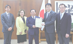 安納芋チャリティー販売の売上金をさいたま市に寄付