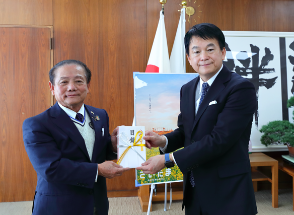 安納芋チャリティー販売の売上金をさいたま市に寄付